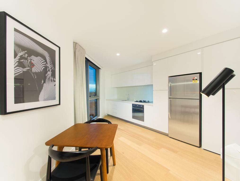 Imagine Southbank Hotel Melbourne Exterior photo