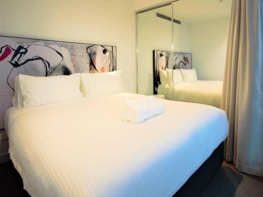 Imagine Southbank Hotel Melbourne Exterior photo
